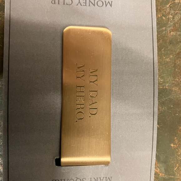 Mary Square Engraved "My Dad, My Hero" Money Clip - Picture 2 of 5